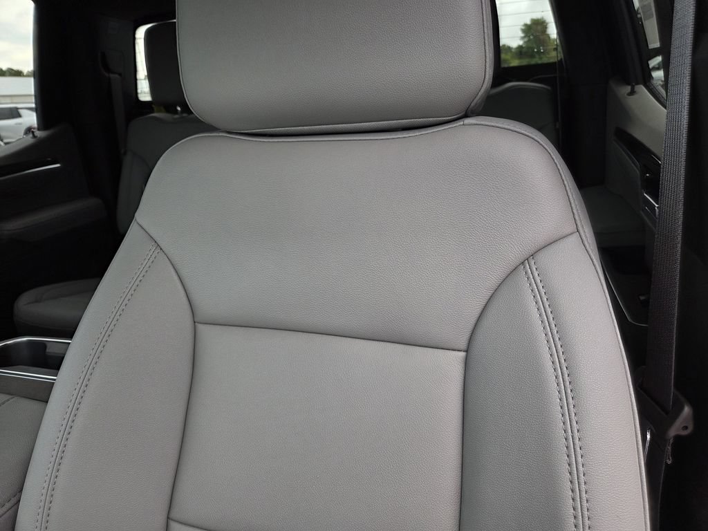New 2026 Chevrolet Silverado 1500 LT w/ Leather Package AWD/4WD image 20