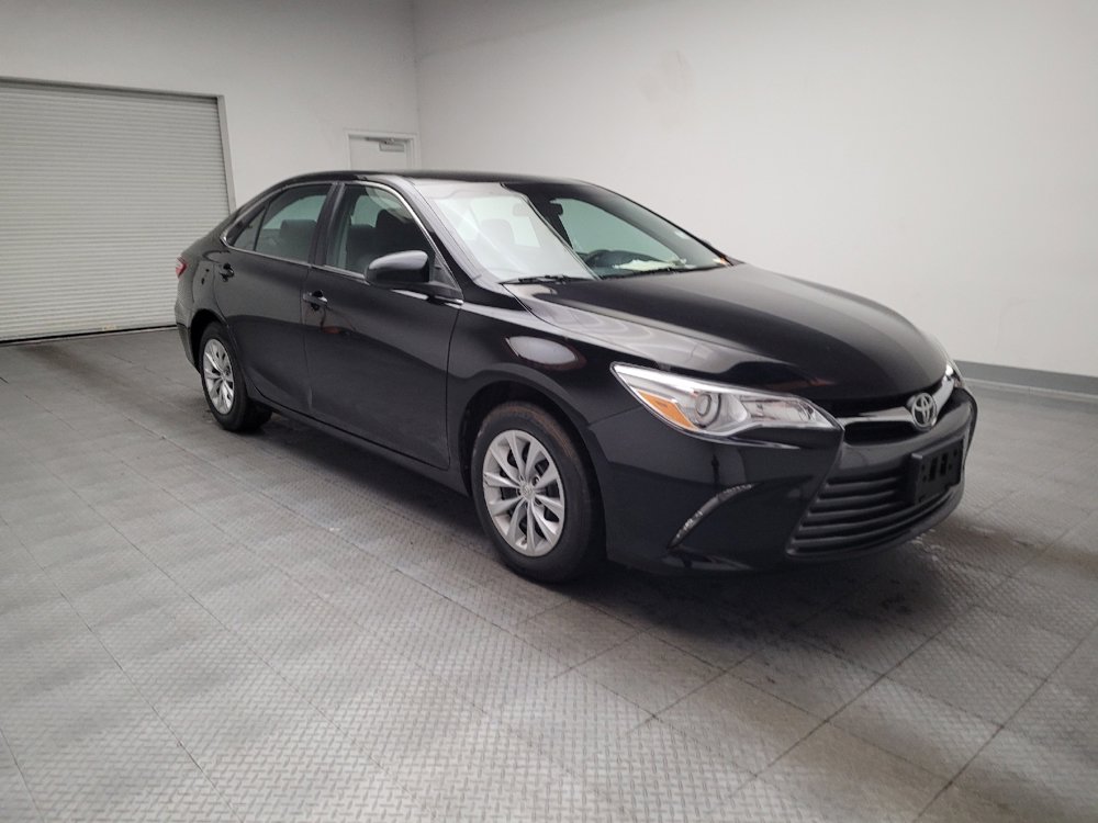 Used 2015 Toyota Camry LE image 13