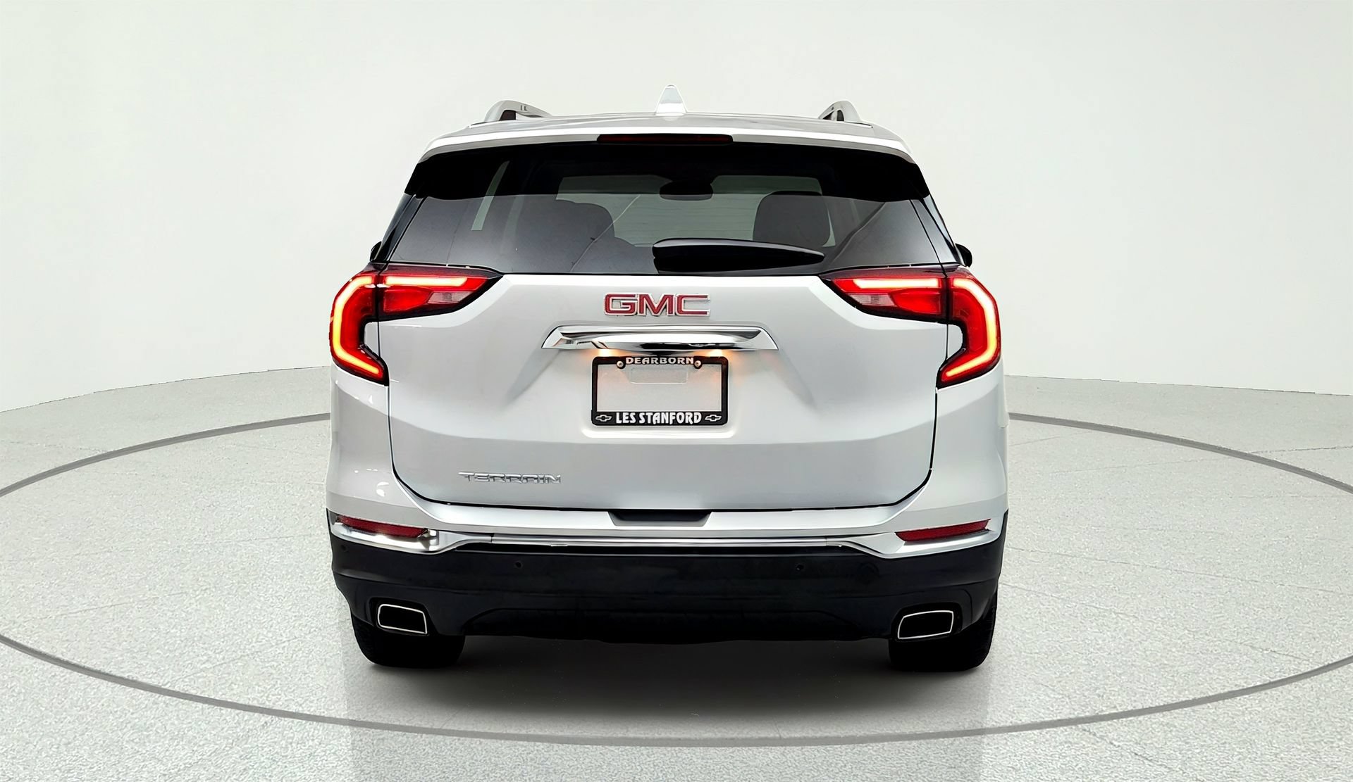 Used 2018 GMC Terrain SLT w/ Preferred Package FWD image 4