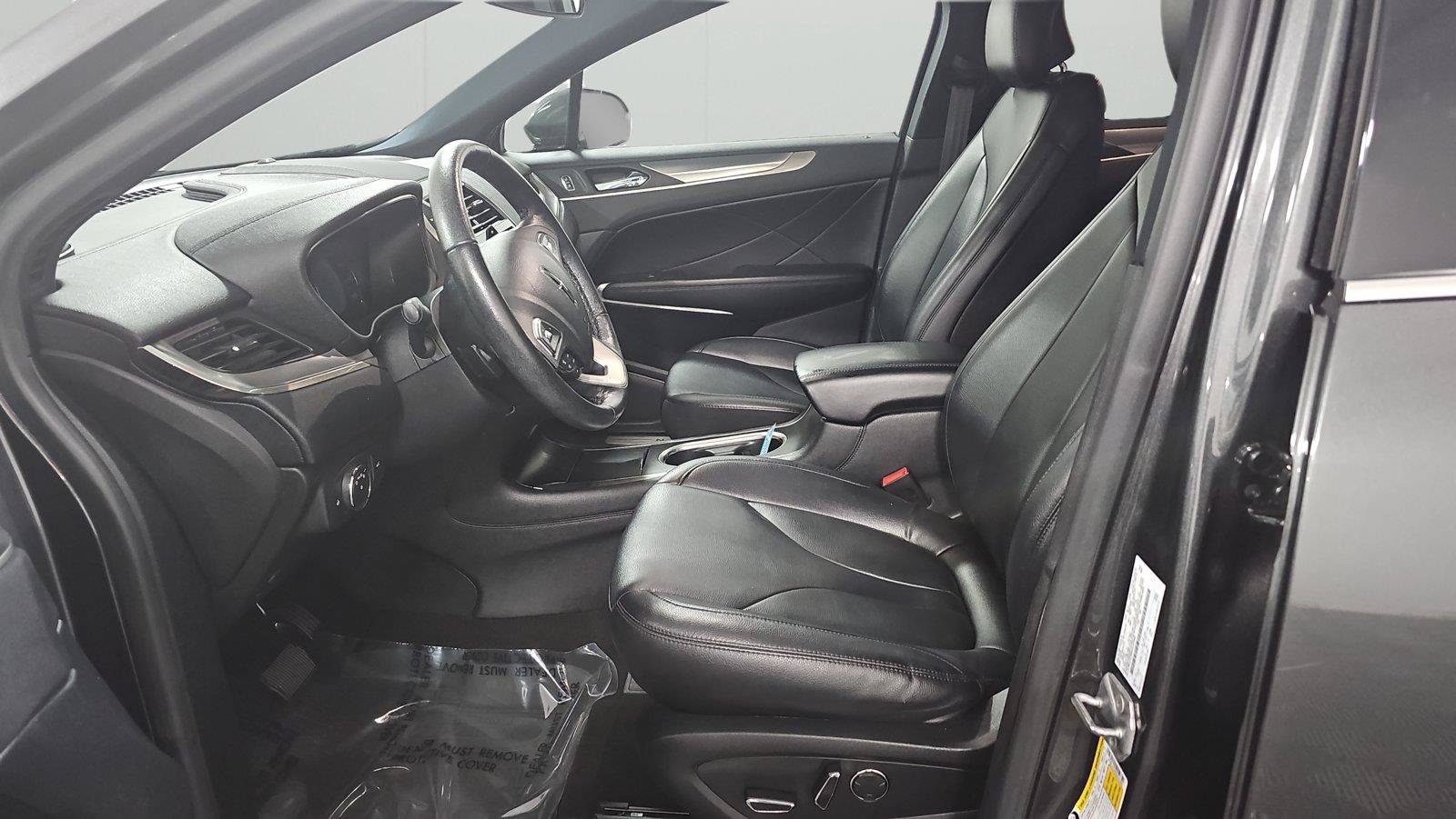 Used 2019 Lincoln MKC Premiere FWD image 10