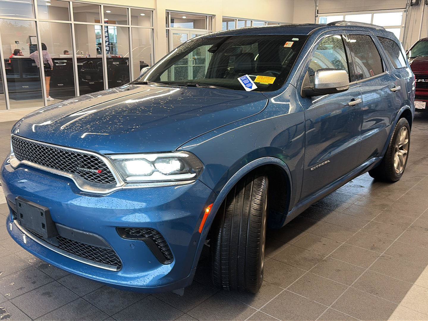 Used 2024 Dodge Durango Citadel w/ Tow 'N Go Package AWD/4WD image 4