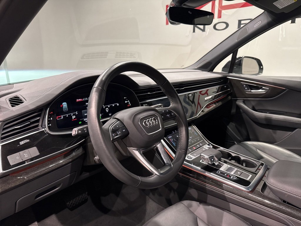 Used 2025 Audi Q7 3.0T Premium Plus image 11