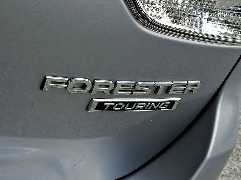 Used 2022 Subaru Forester Touring AWD/4WD image 32