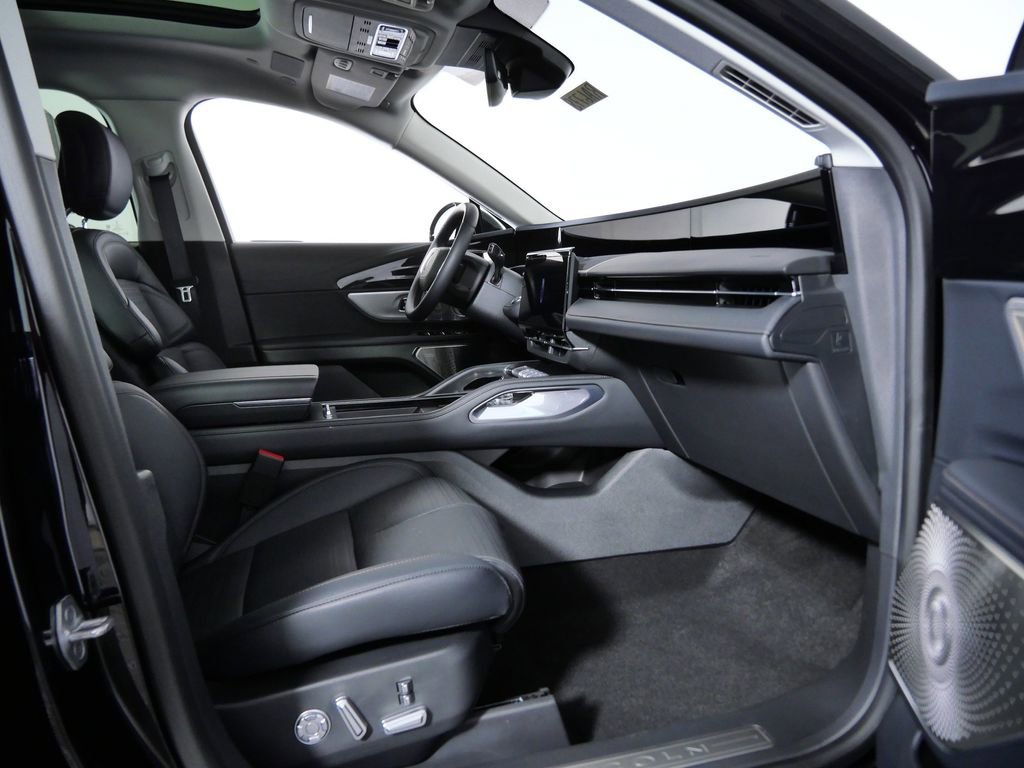 New 2026 Lincoln Nautilus Reserve image 11