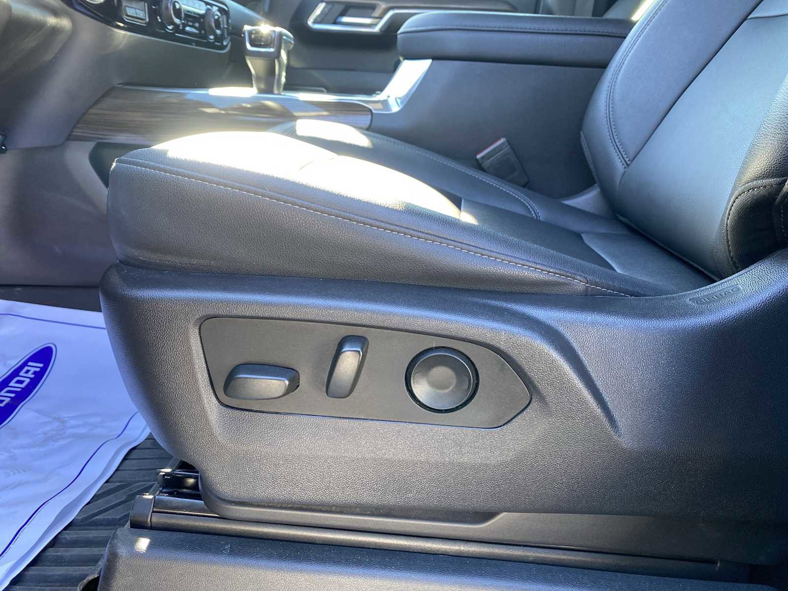 Used 2023 Chevrolet Silverado 1500 RST image 25