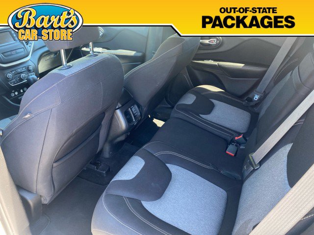 Used 2014 Jeep Cherokee Latitude FWD image 20