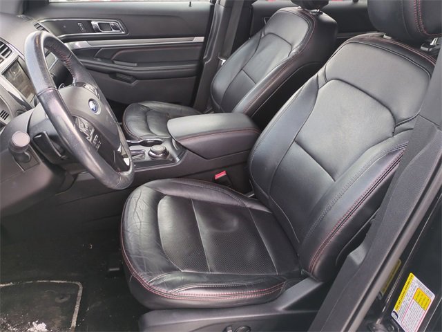 Used 2019 Ford Explorer Sport image 12