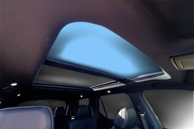 Used 2025 Honda Pilot Black Edition image 13