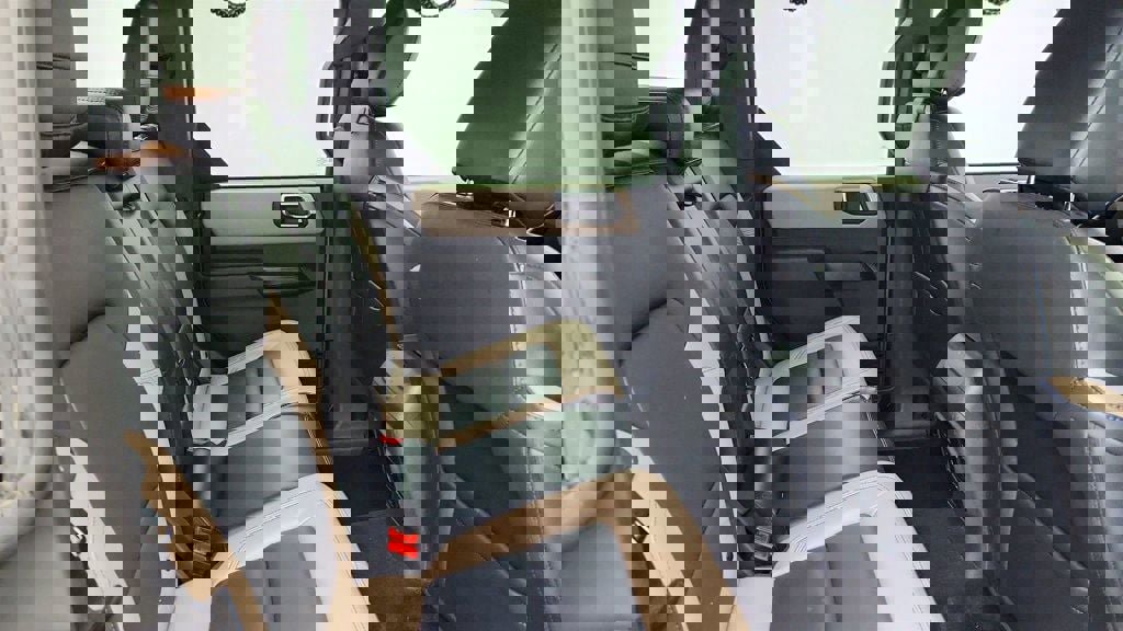 Used 2024 Ford Bronco Wildtrak image 22