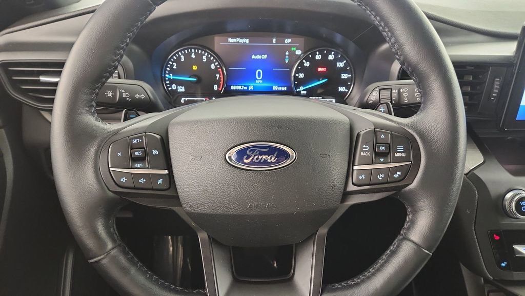 Used 2020 Ford Explorer XLT w/ Comfort Package AWD/4WD image 12