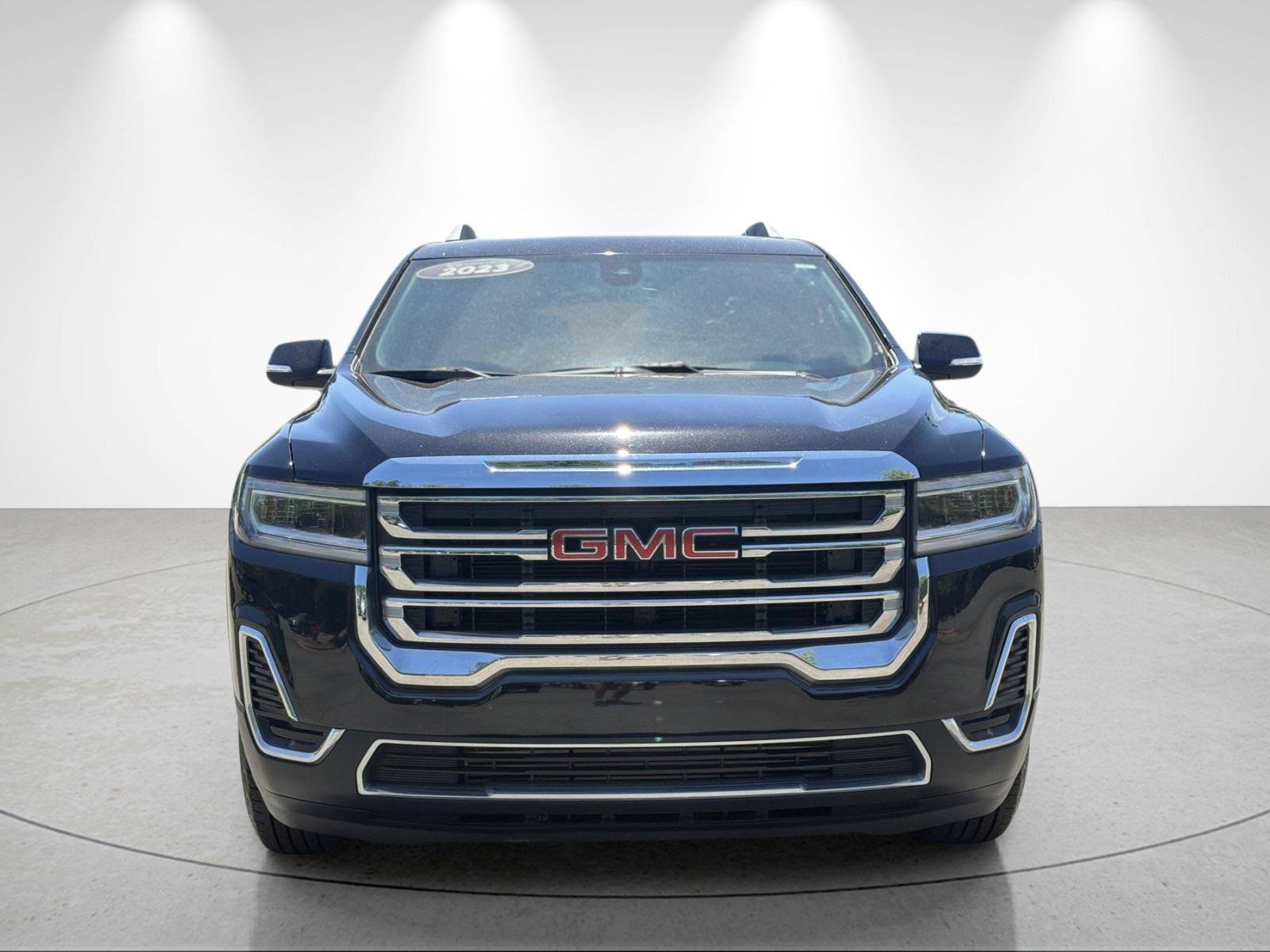 Used 2023 GMC Acadia SLE w/ Driver Convenience Package AWD/4WD image 8