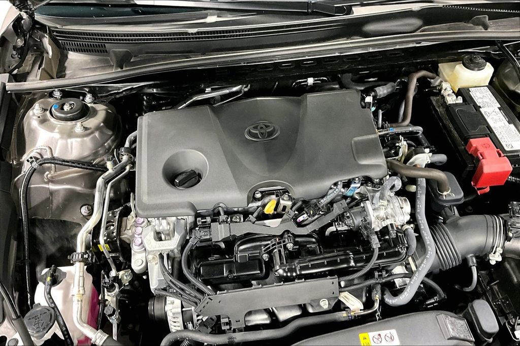 Used 2024 Toyota Camry SE image 41
