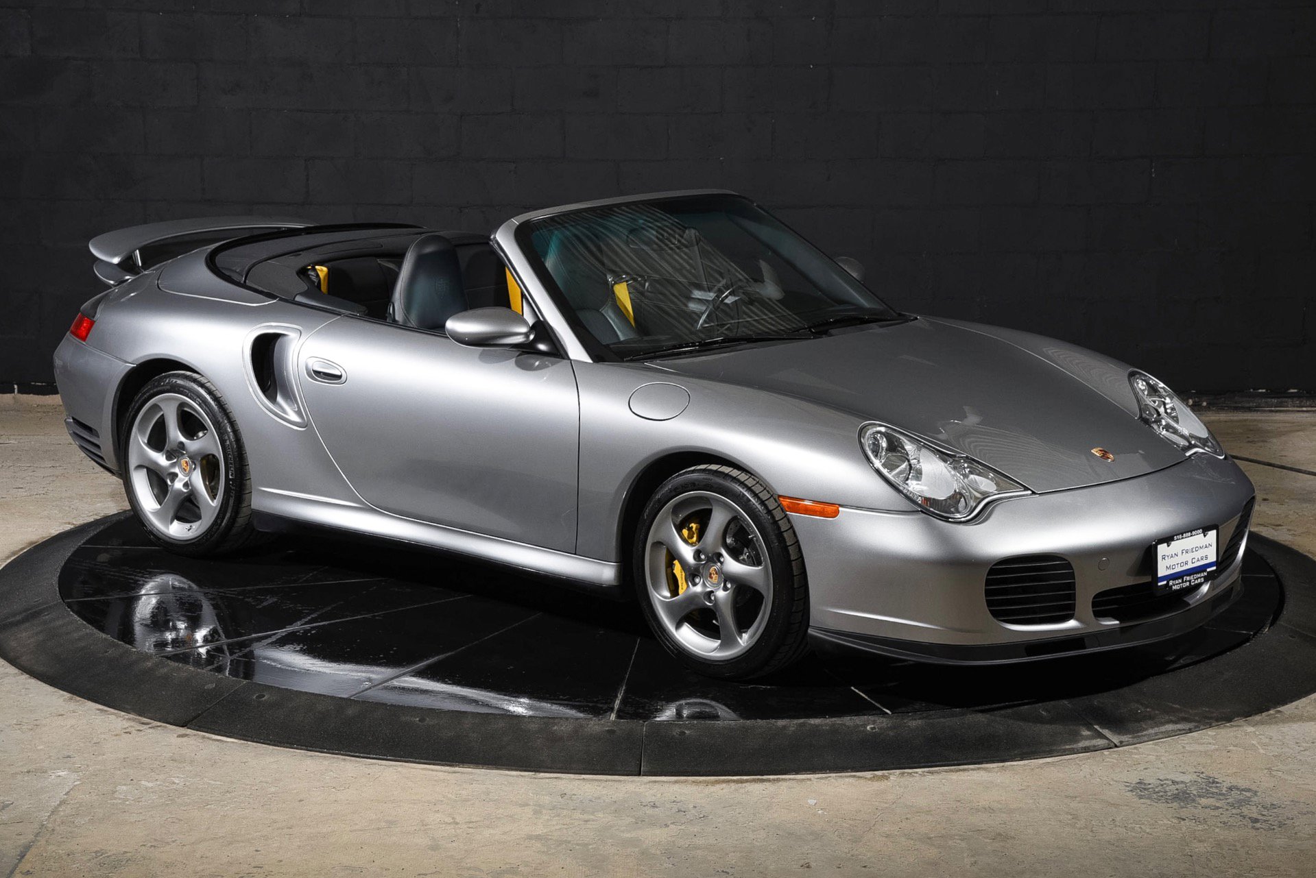 Used 2005 Porsche 911 Turbo image 31