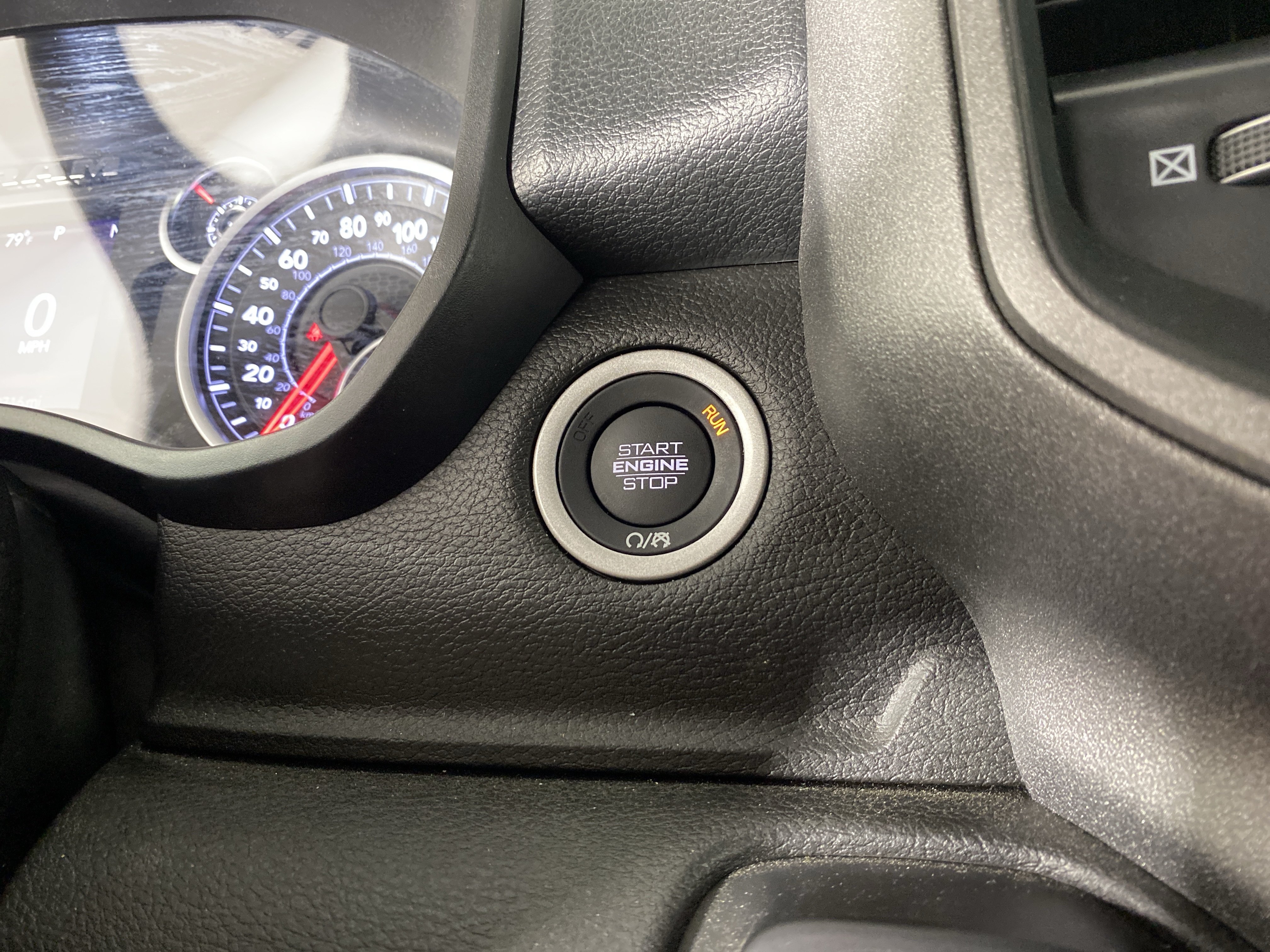 Used 2025 RAM 1500 Tradesman w/ Night Edition AWD/4WD image 25