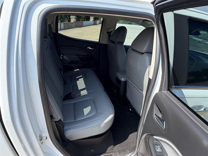 Used 2018 Chevrolet Colorado LT w/ Luxury Package, Chrome RWD image 40
