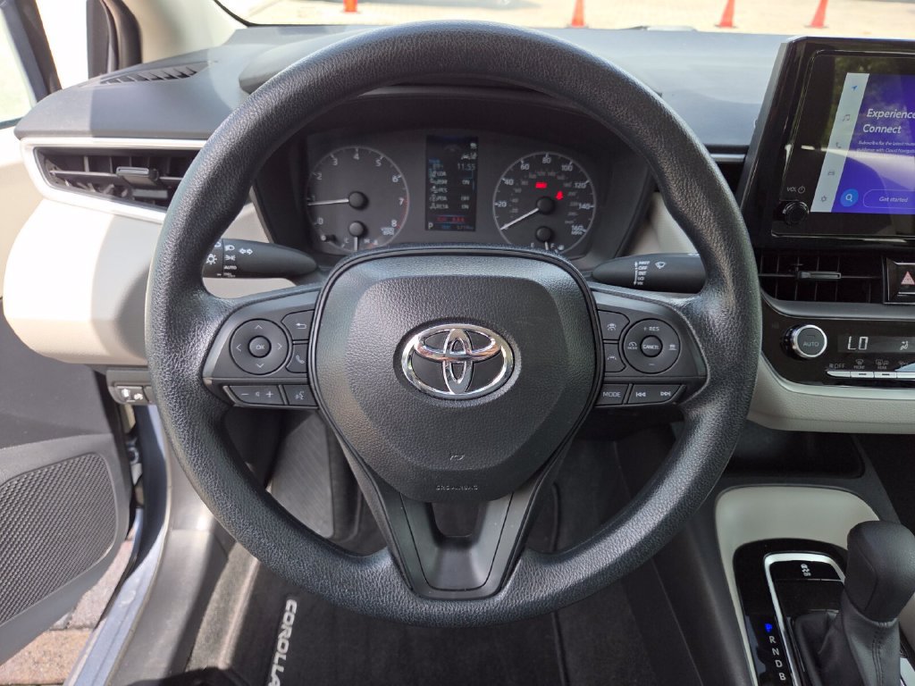 Certified 2025 Toyota Corolla LE w/ Convenience Package FWD image 28