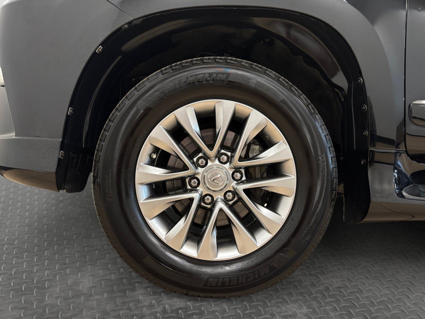Used 2014 Lexus GX 460 Luxury AWD/4WD image 42