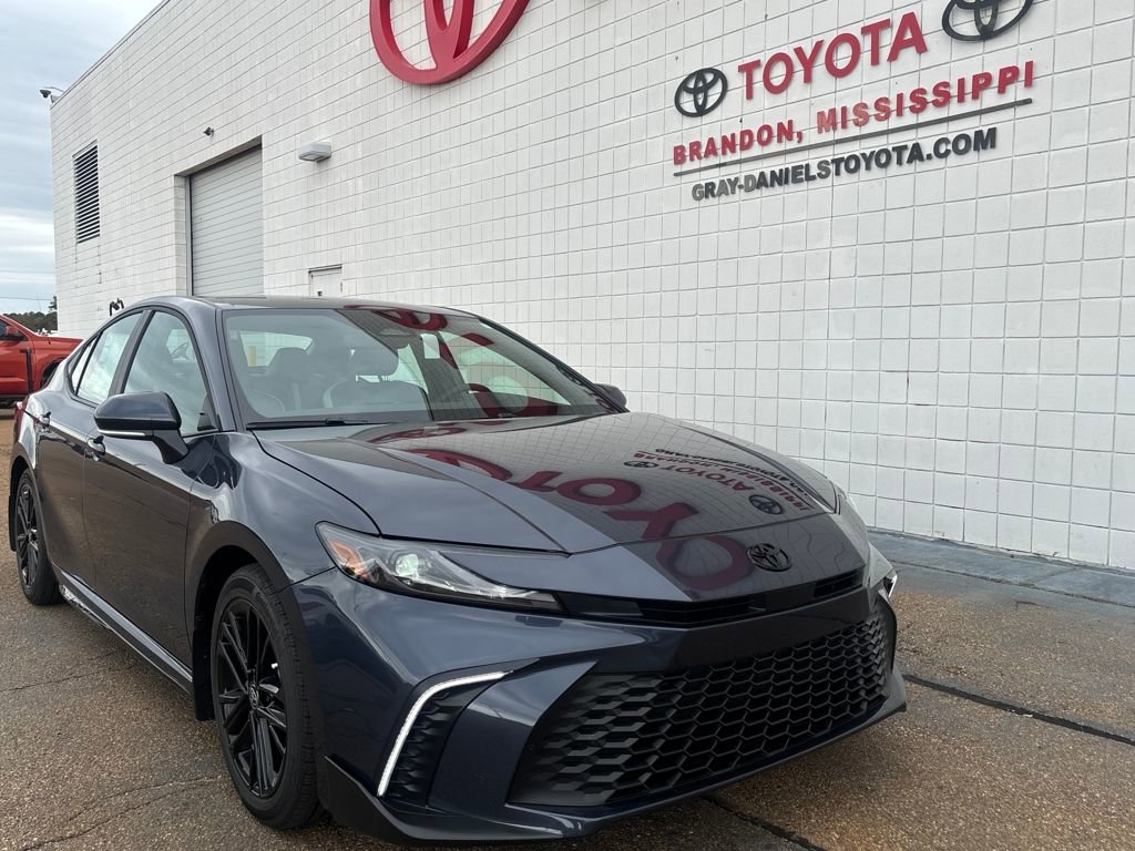 New 2026 Toyota Camry SE image 3