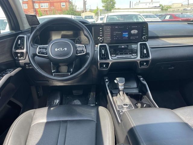 Used 2023 Kia Sorento X-Line EX image 19