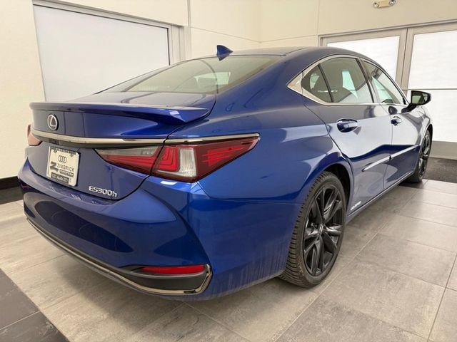 Used 2022 Lexus ES 300h F Sport w/ Accessory Package 2 image 2