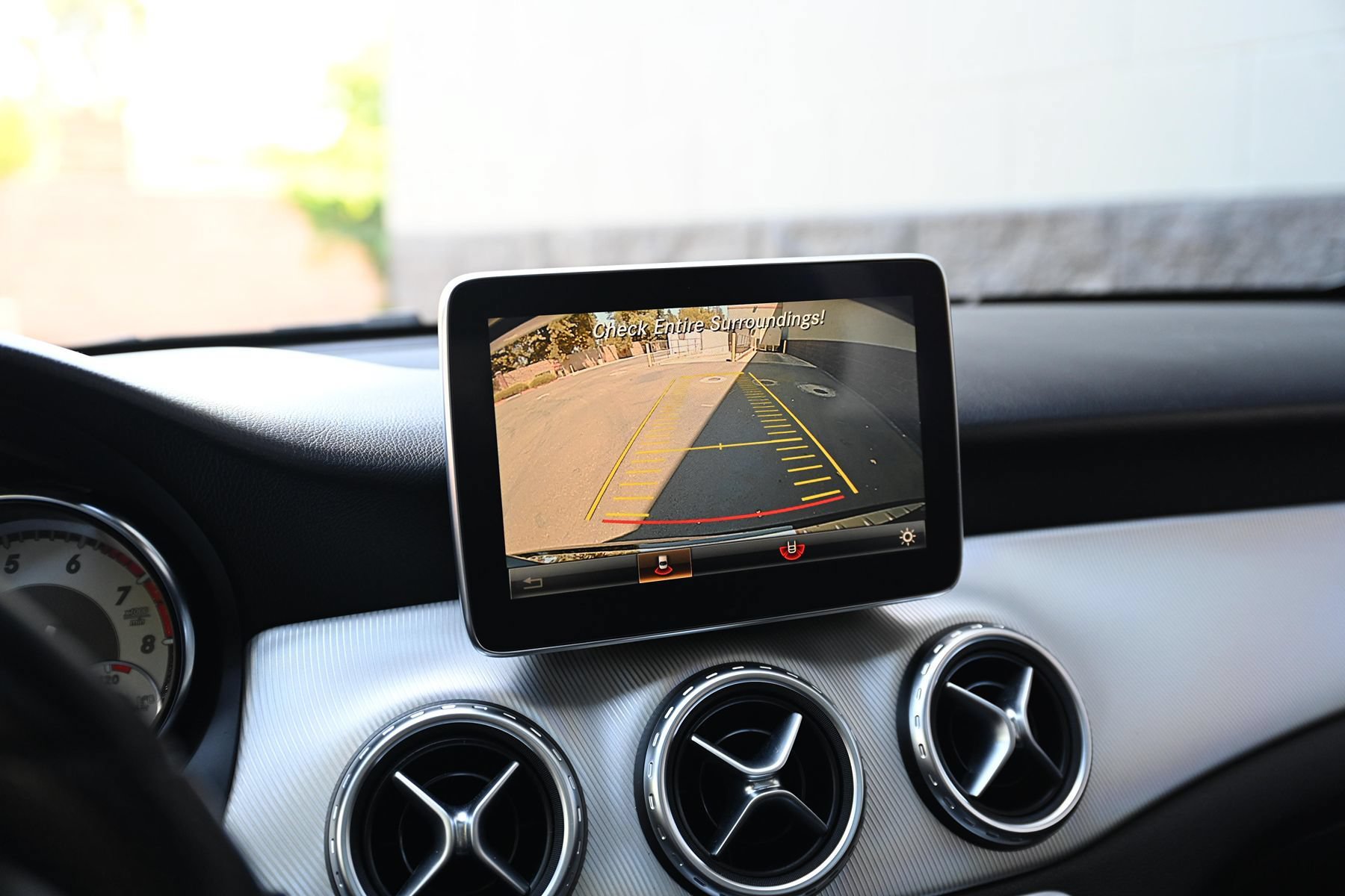 Used 2016 Mercedes-Benz GLA 250 image 28