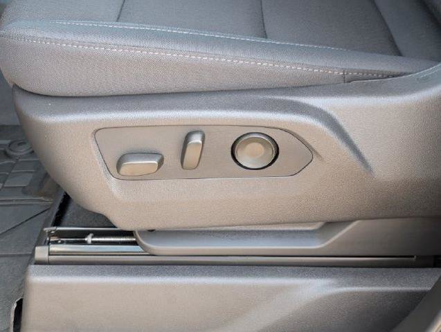 New 2026 Chevrolet Silverado 1500 Custom RWD image 17