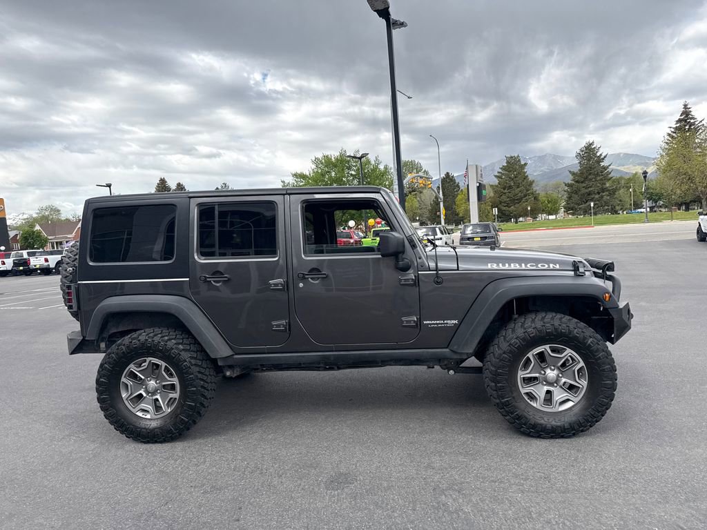 Used 2018 Jeep Wrangler Unlimited Rubicon w/ Cold Weather Group AWD/4WD image 4