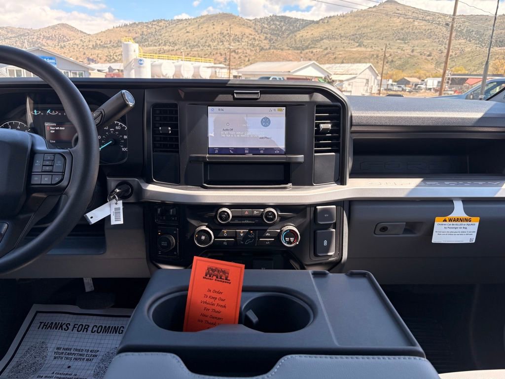 New 2026 Ford F250 4x4 Crew Cab Super Duty image 12