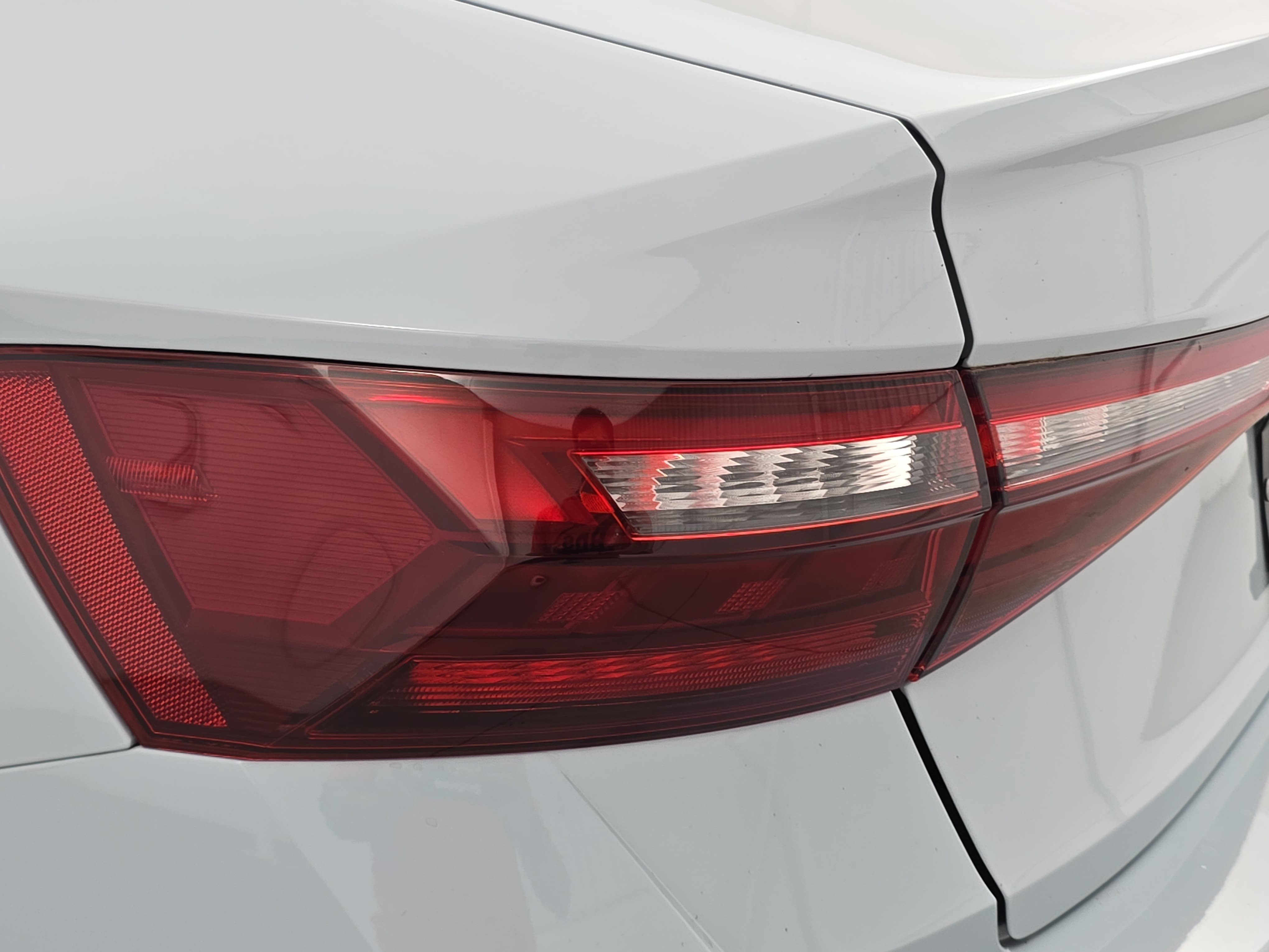 Certified 2025 Volkswagen Jetta SE FWD image 33