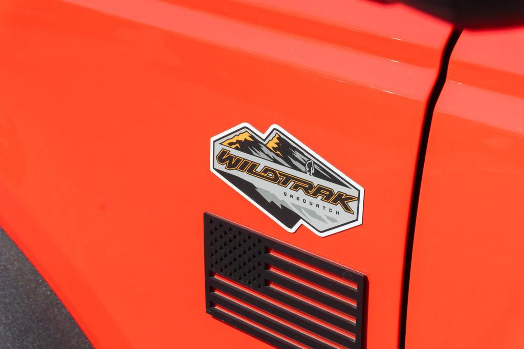 Used 2023 Ford Bronco Wildtrak AWD/4WD image 9