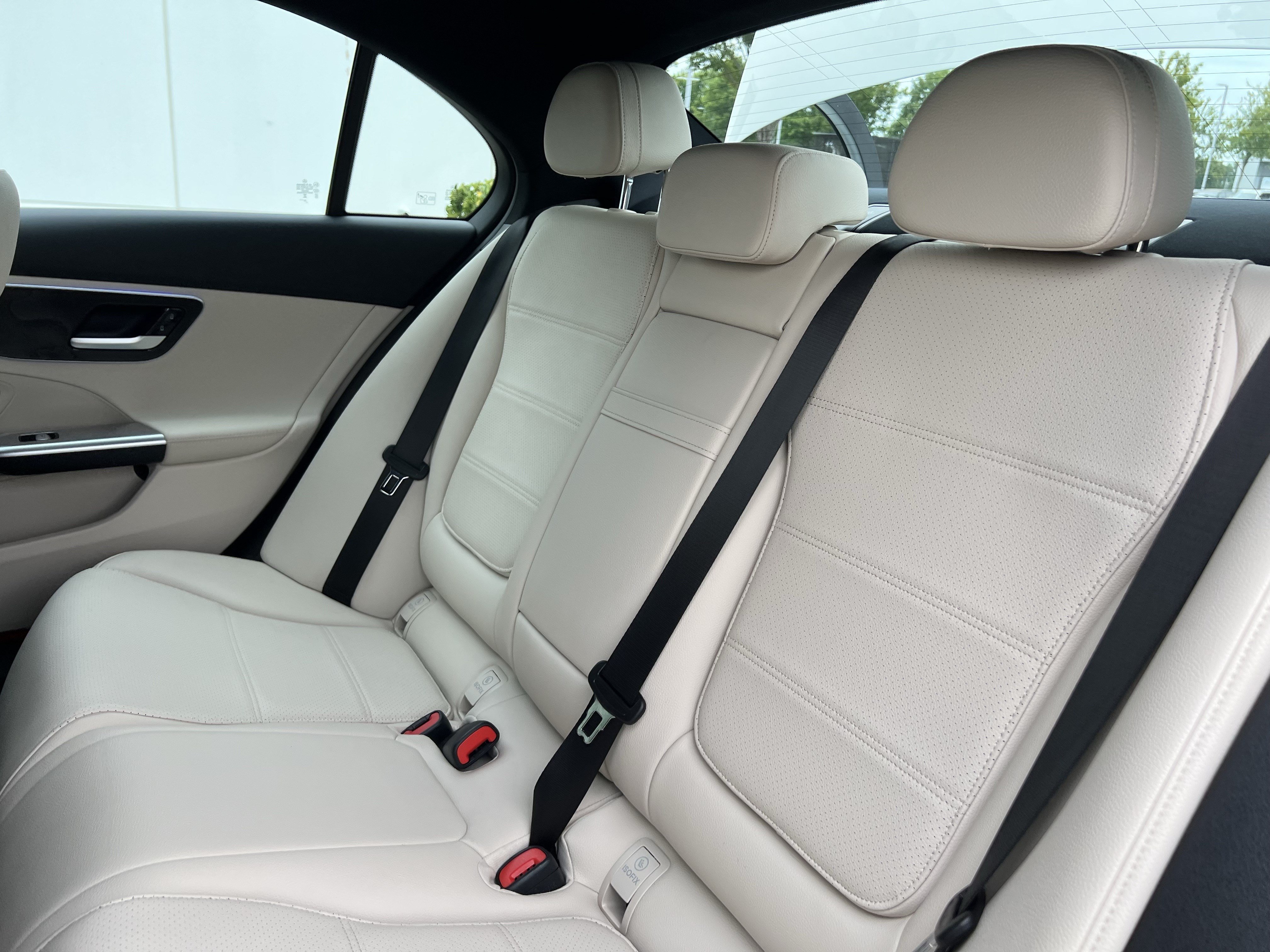 Certified 2024 Mercedes-Benz C 300 Sedan image 33