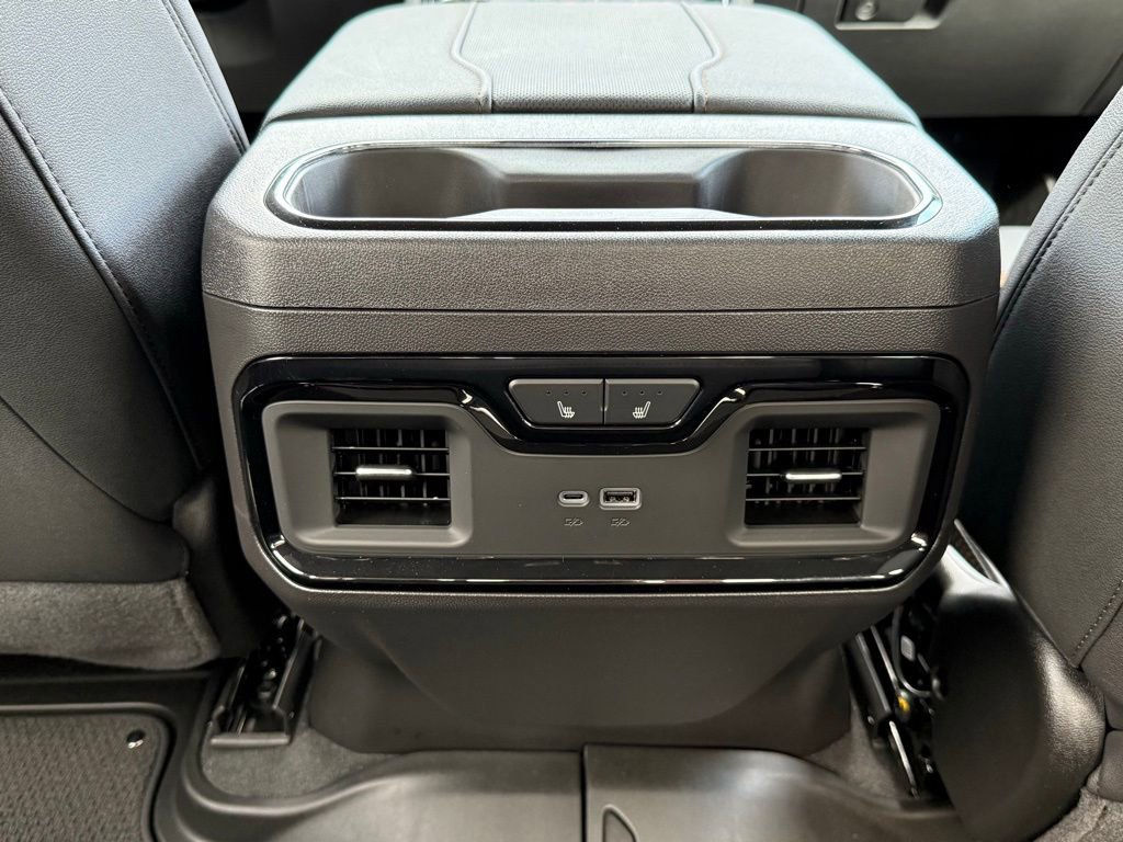 Used 2025 GMC Sierra 1500 AT4 w/ AT4 Premium Package image 40