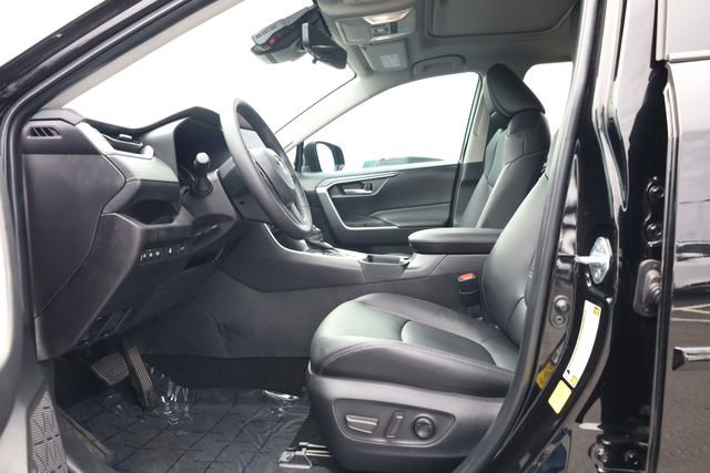 Used 2025 Toyota RAV4 XLE Premium w/ Weather Package image 11