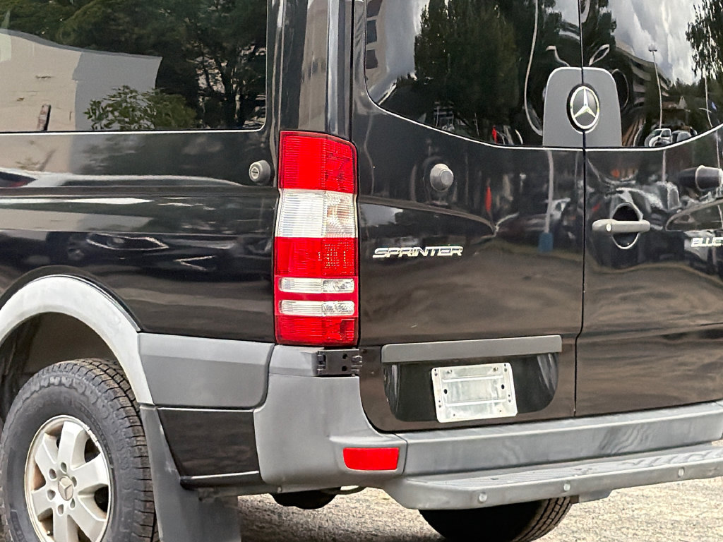 Used 2015 Mercedes-Benz Sprinter 2500 image 7