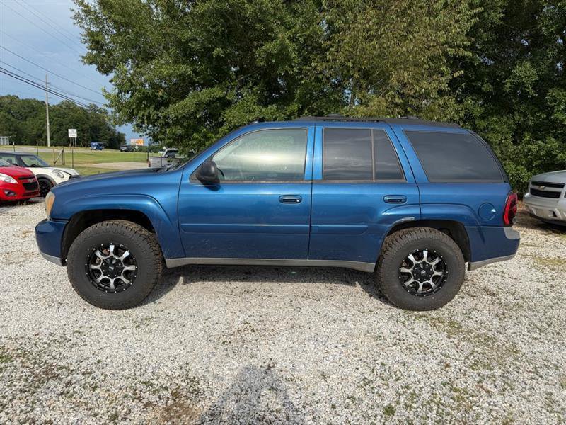 Used 2005 Chevrolet TrailBlazer LT RWD image 2