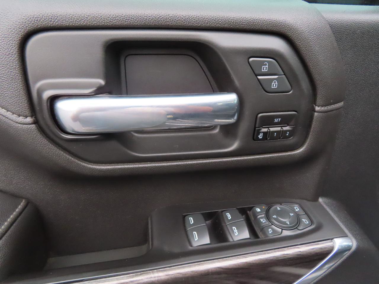 Used 2020 Chevrolet Silverado 2500 LTZ AWD/4WD image 29