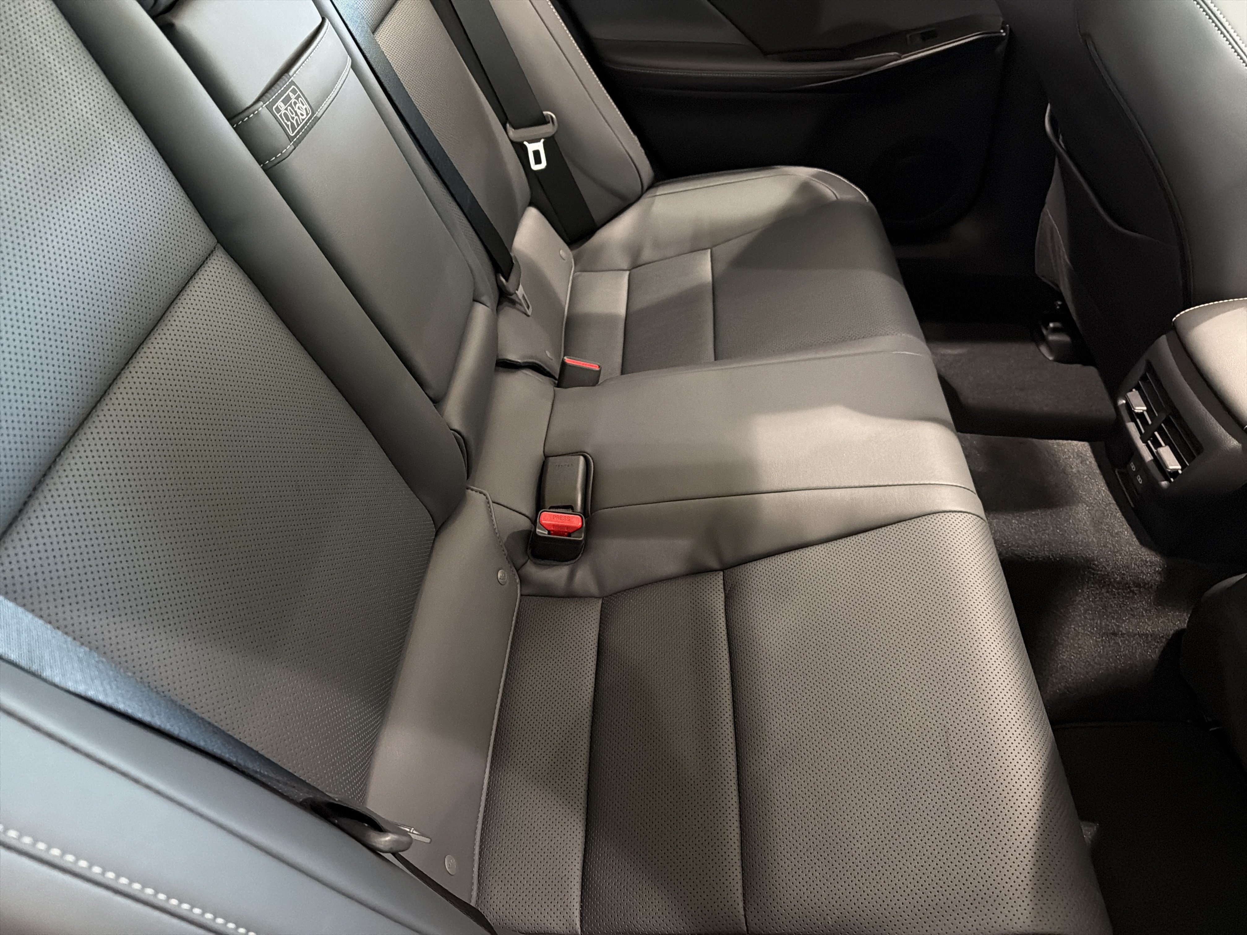 New 2026 Lexus IS 350 F Sport w/ Accessory Package Z1 RWD image 27