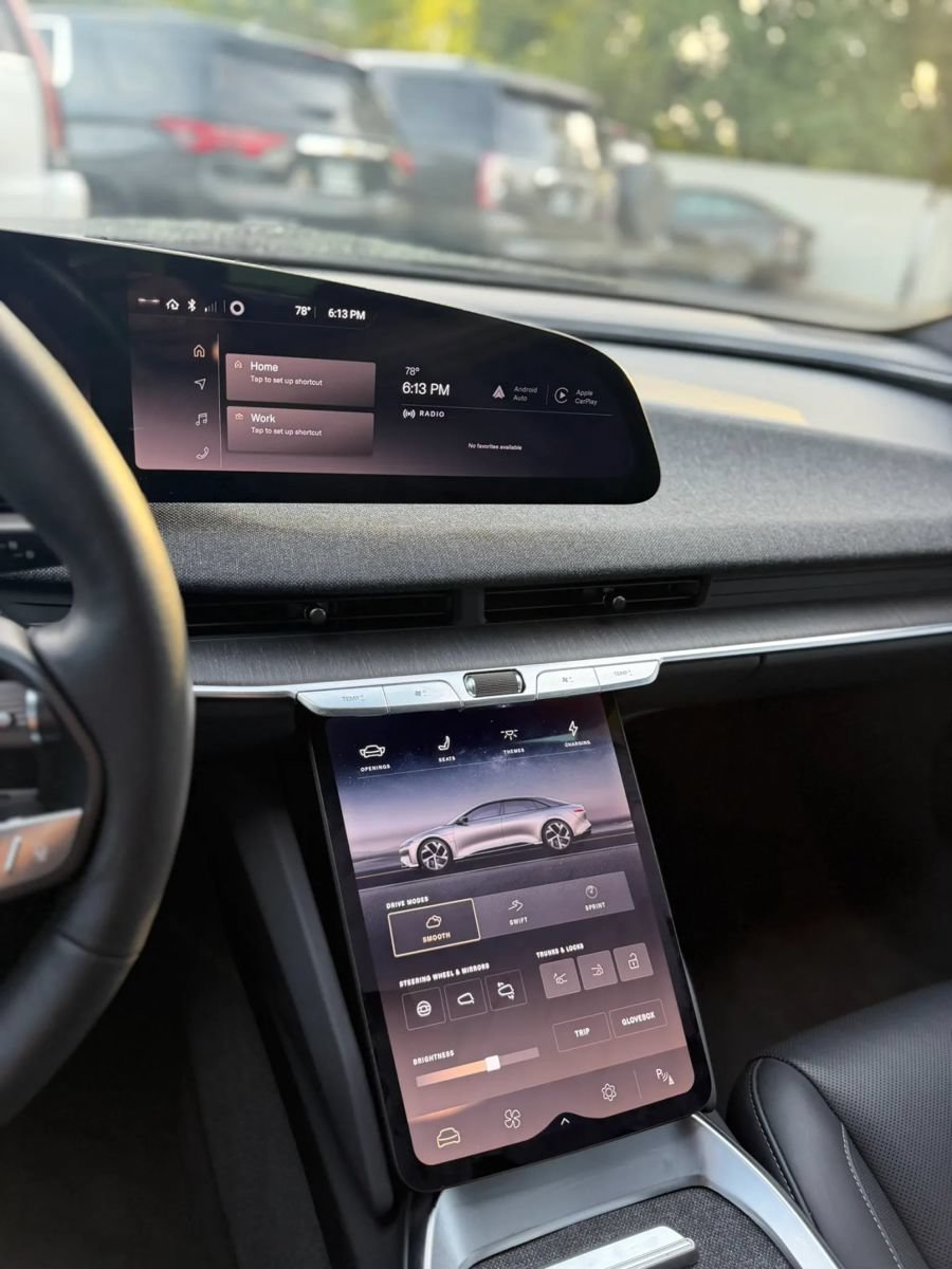 Used 2024 Lucid Air Pure RWD image 23
