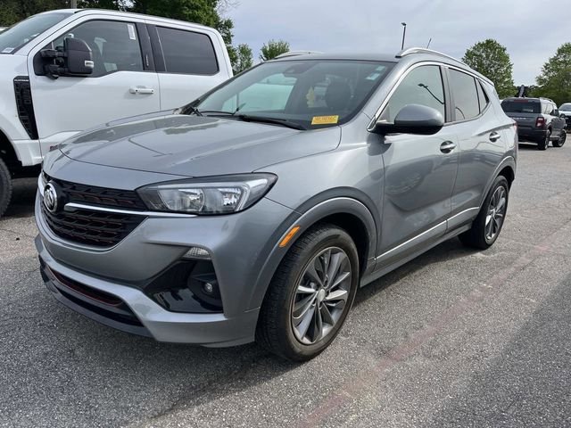 Used 2023 Buick Encore GX Select w/ Sport Touring Package image 3