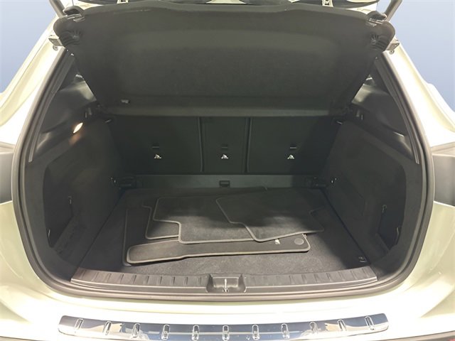 Used 2025 Mercedes-Benz GLA 250 4MATIC image 10