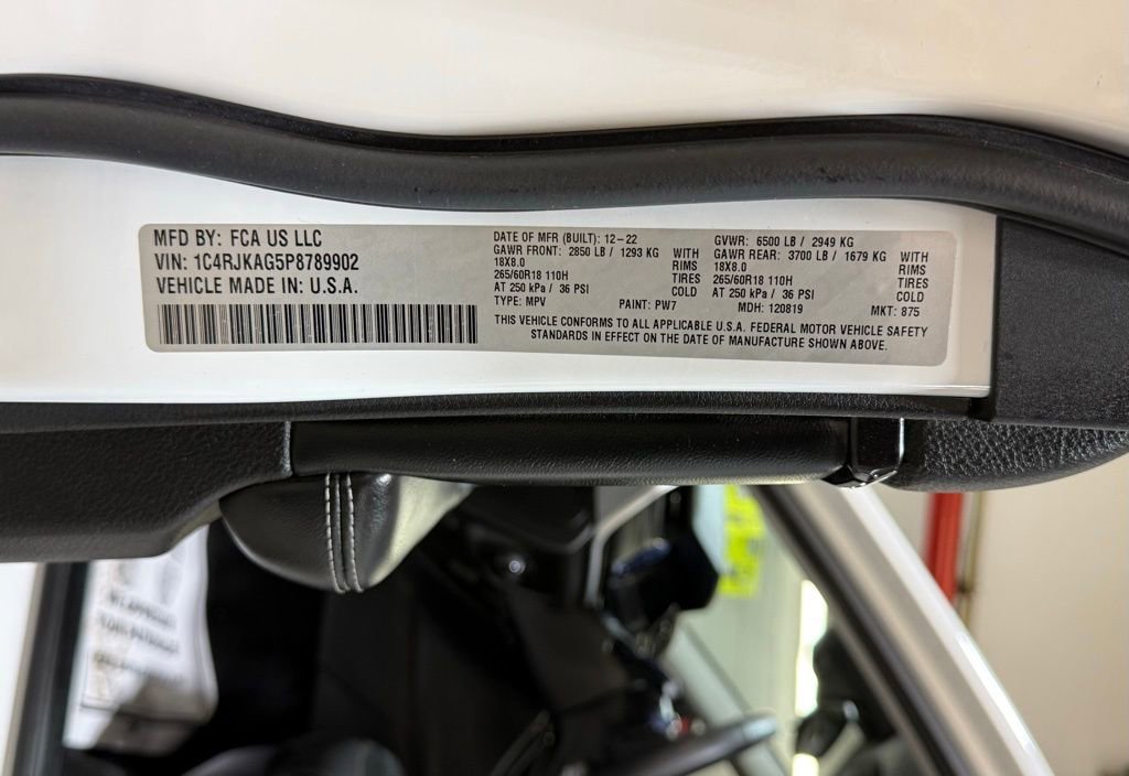 Certified 2023 Jeep Grand Cherokee L Laredo w/ Luxury Tech Group I image 35