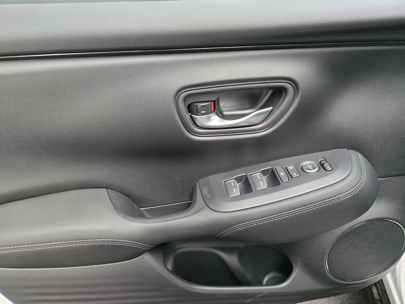 New 2027 Honda HR-V EX-L image 17