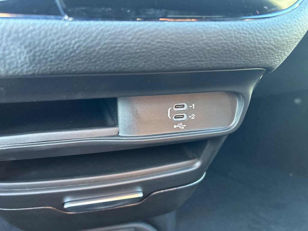 New 2026 Chrysler Pacifica Select FWD image 43