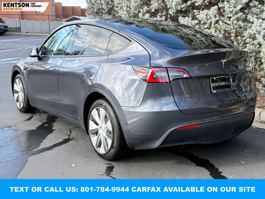 Used 2021 Tesla Model Y Long Range image 6