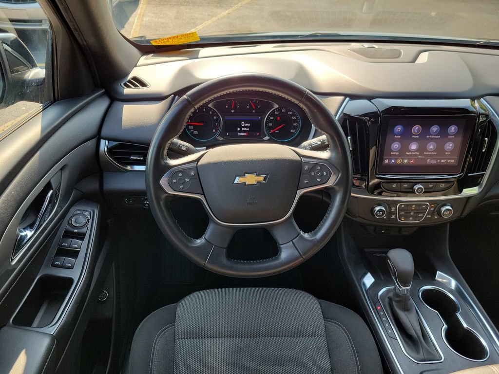 Used 2022 Chevrolet Traverse LT FWD image 13