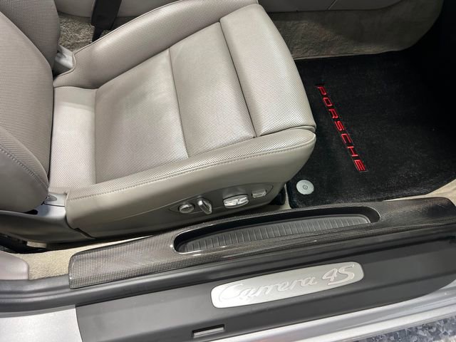 Used 2013 Porsche 911 Carrera 4S image 33