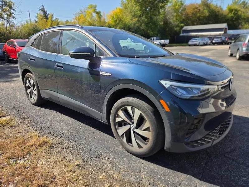 Used 2023 Volkswagen ID.4 Pro AWD/4WD image 4