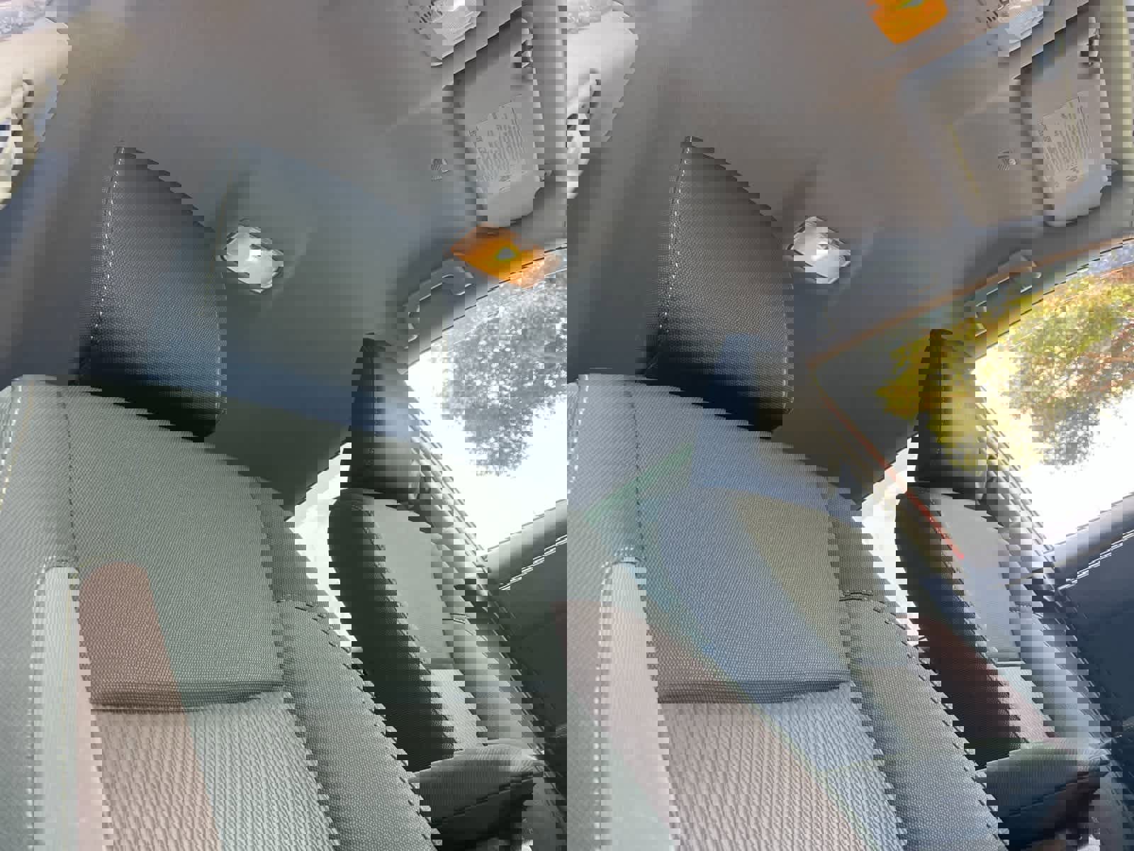 Used 2019 Toyota Corolla LE image 17