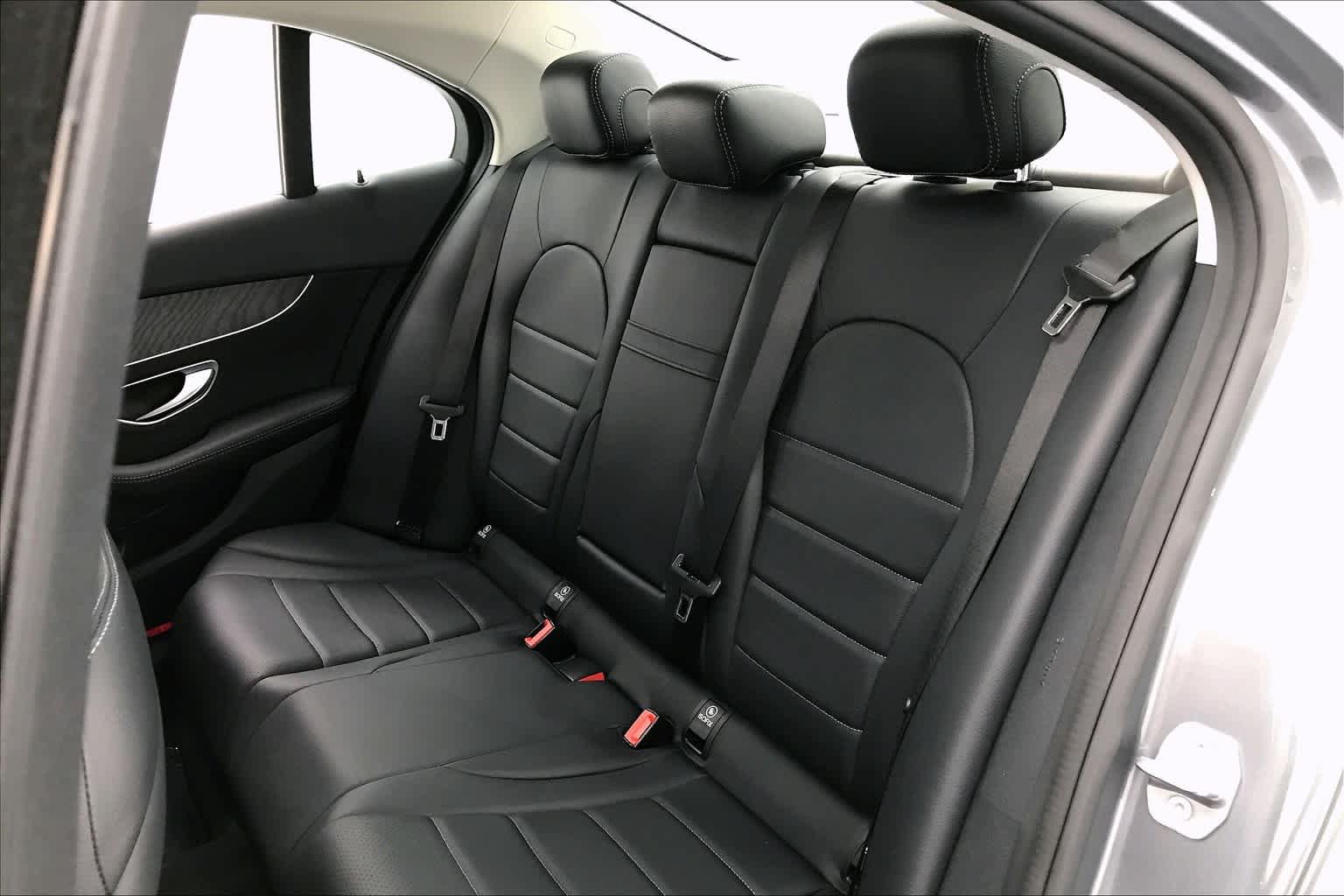 Used 2017 Mercedes-Benz C 300 Sedan image 15