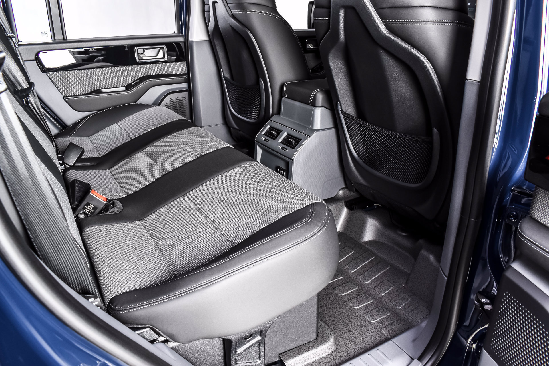 New 2026 INEOS Grenadier Station Wagon AWD/4WD image 19